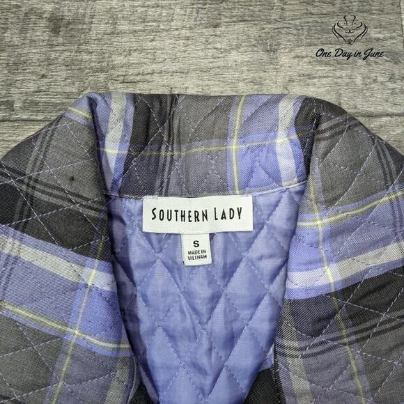 Southern Lady Quilted Zip Front Vest Size S - Picture 2 of 5